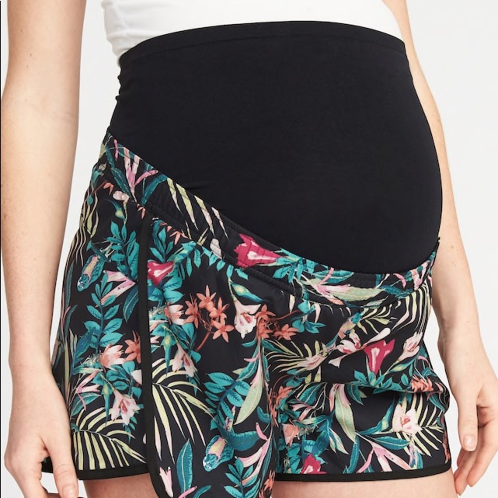 Old Navy Maternity Active Shorts